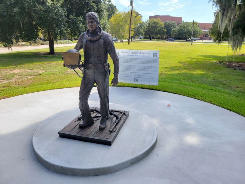 Oilfield Divers Monument