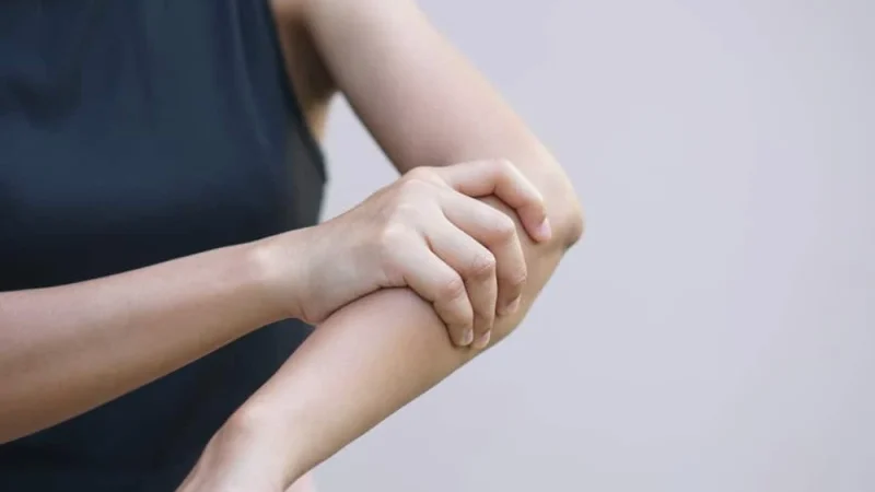 Left Arm Numbness: Understanding Causes, Symptoms, and Treatments