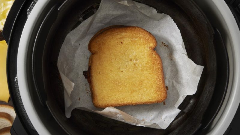 Can Parchment Paper Go in the Air Fryer?